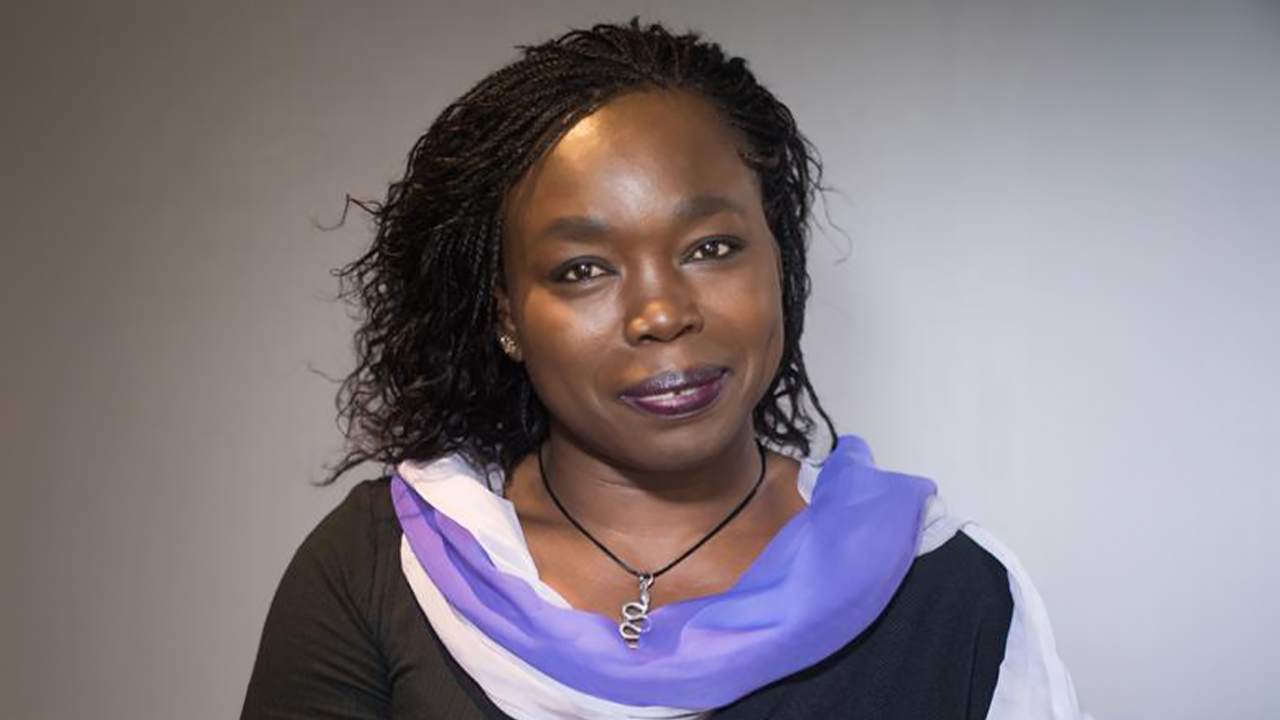 Fatou Diome : la voix de la résilience qui a transformé les obstacles en chef-d’œuvre littéraire